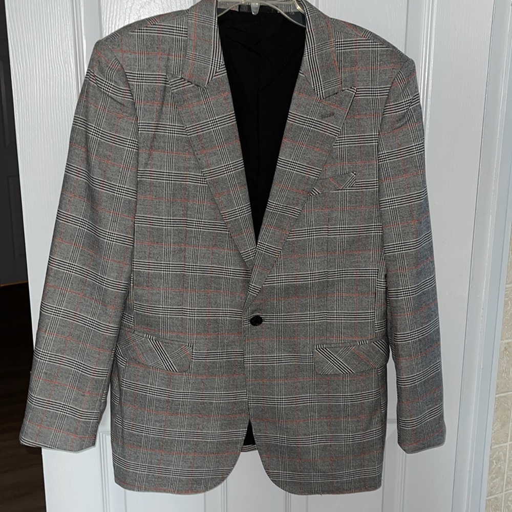 Men’s suit